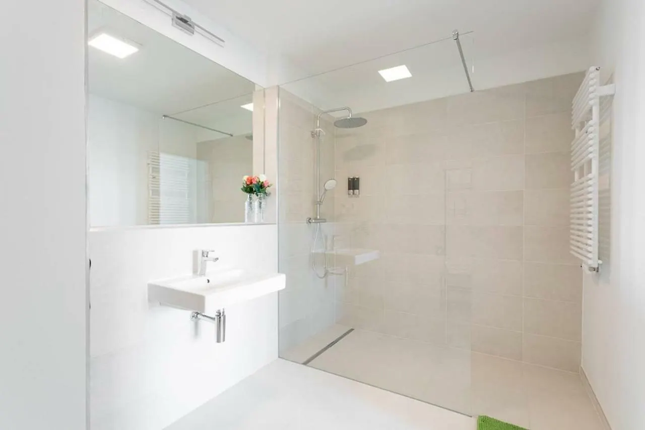 Luxury Living Parkapartment Vienna Austria