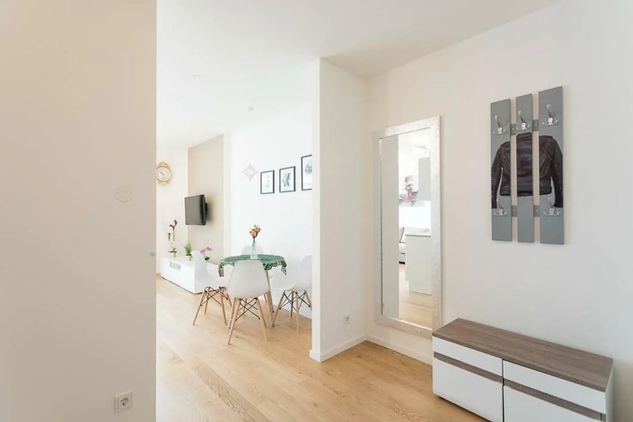 Apartment Luxury Living Parkapartment Vienna