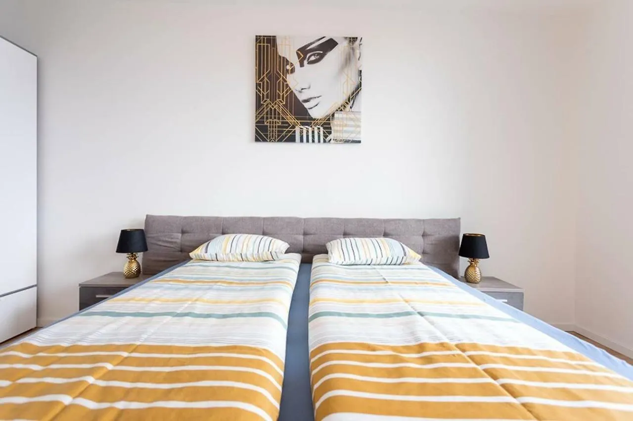 Apartment Luxury Living Parkapartment Vienna