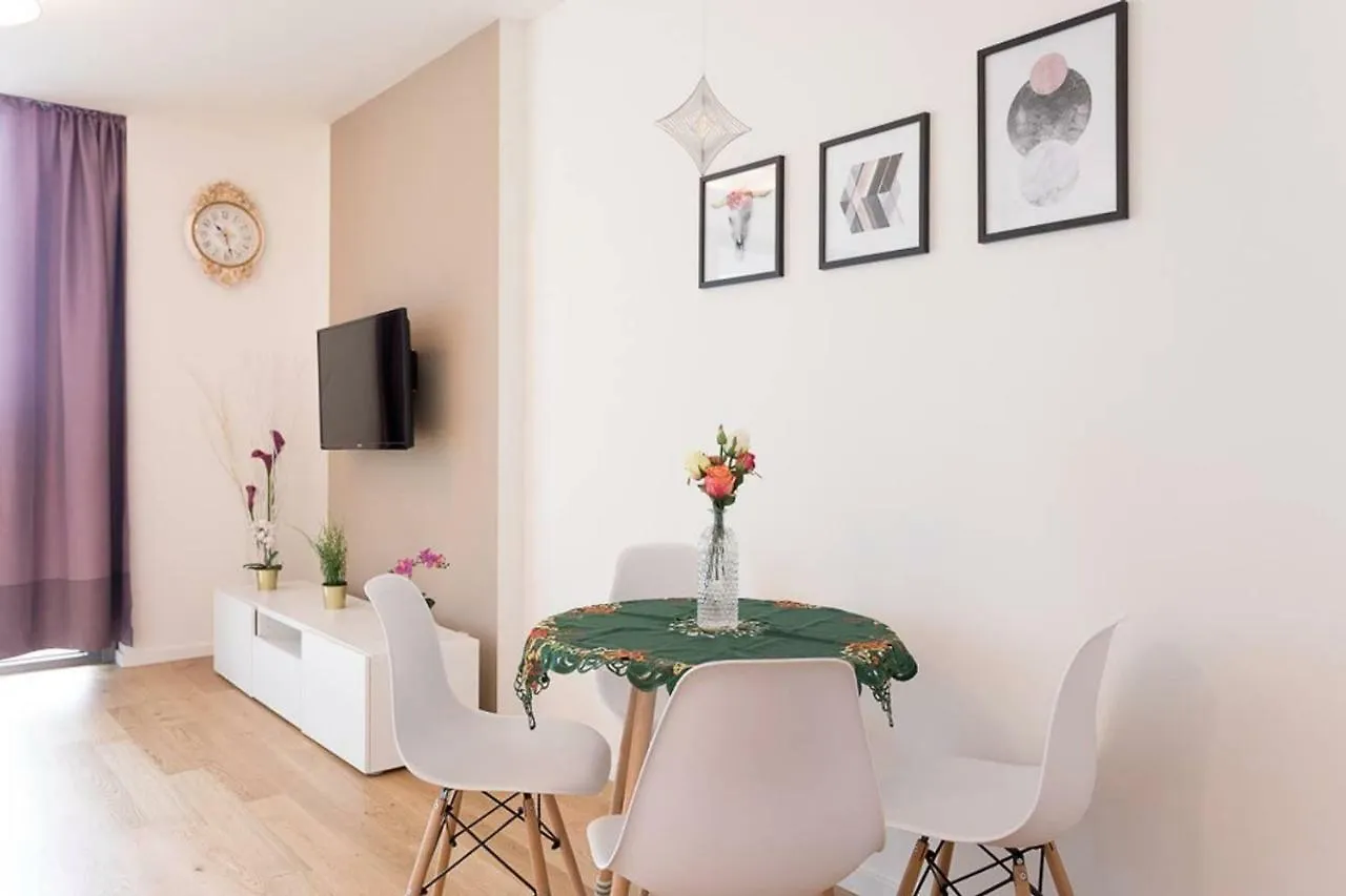 Luxury Living Parkapartment Vienna 0*,