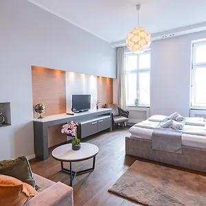  Apartment Christiano Hauptbahnhof | Contactless Check-in